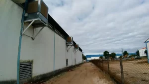 Raffrescatore evaporativo con controllo elettronico integrato