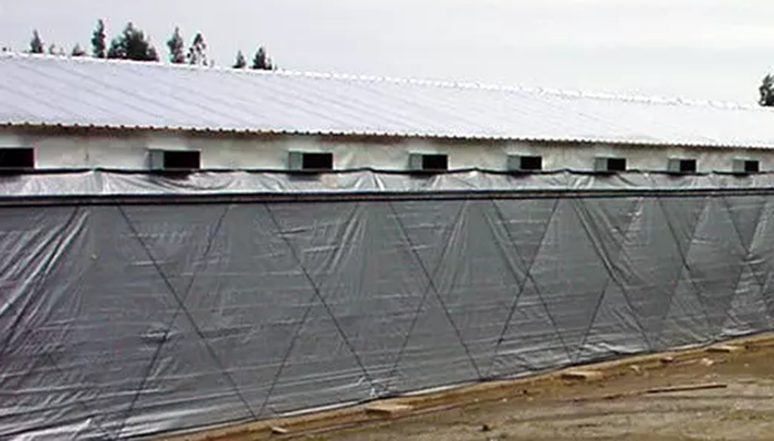 Soluzione di telonatura per installazioni agricole in ambienti esterni